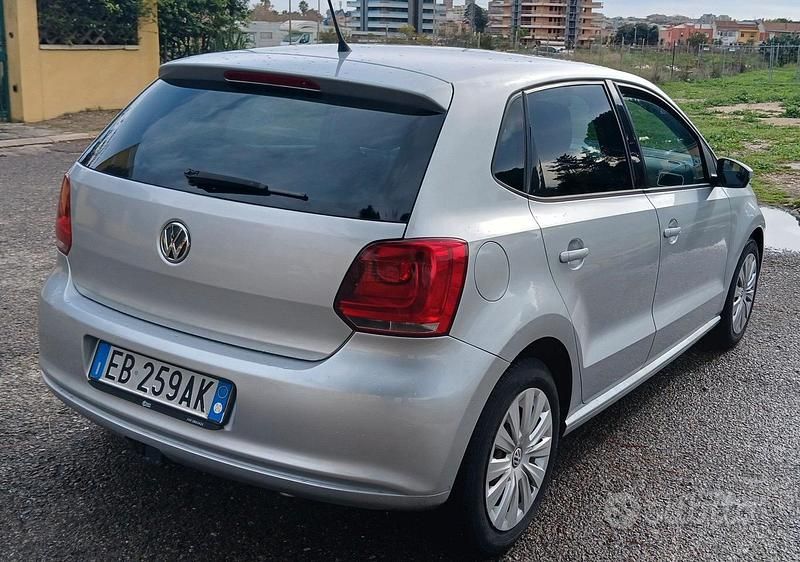 Usata VW Polo 90 CV (66 kW) 2010 Grigio Berlina