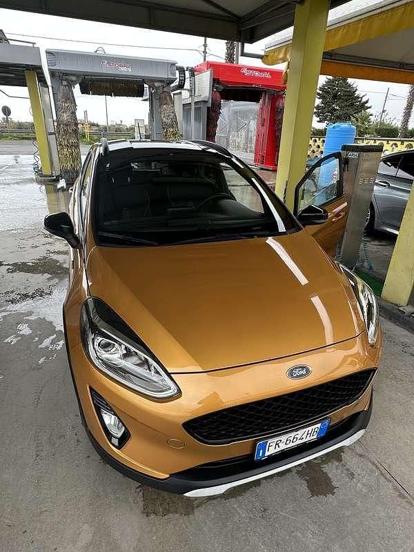 Usata Ford Fiesta 86 CV (63 kW) 2018 Utilitaria