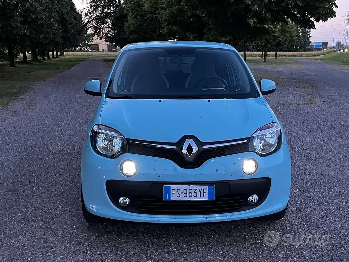 Usata Renault Twingo 90 CV (66 kW) 2018 Blu Utilitaria