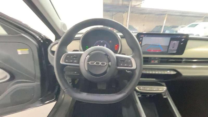 Usata Fiat 600 La Prima 110 CV (80 kW) 2025 Nero SUV