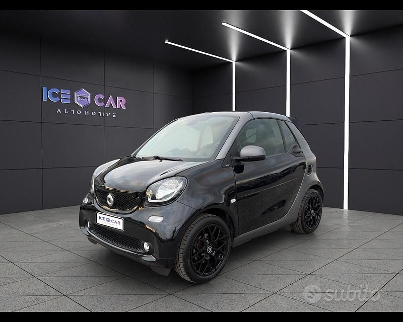Usata Smart ForTwo Cabrio Prime 90 CV (66 kW) 2018 Nero Cabrio