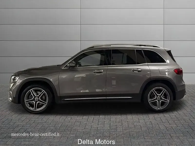 Usata Mercedes GLB200 Advanced Plus 150 CV (110 kW) 2024 Grigio scuro metallizzato SUV