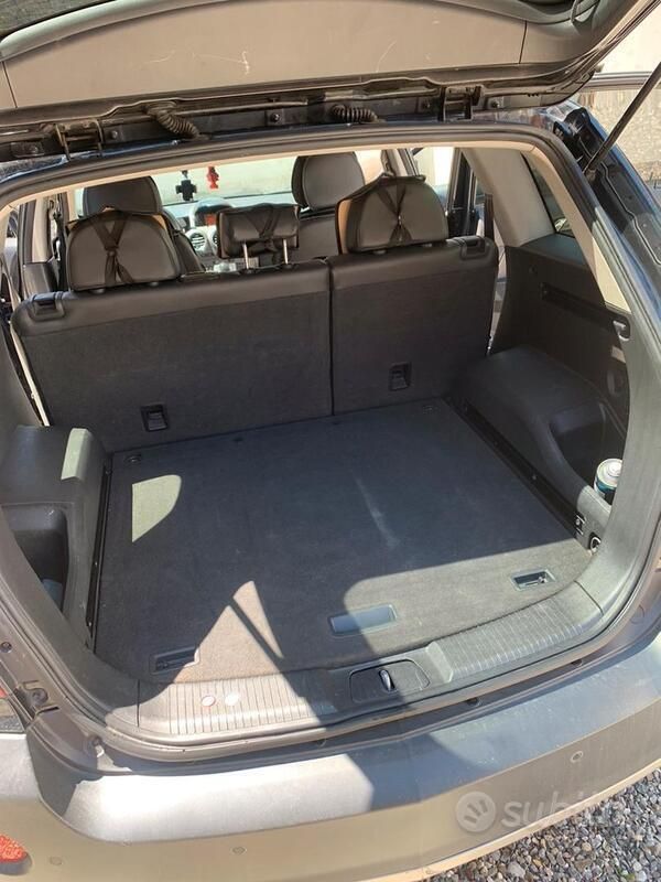 Usata Opel Antara 150 CV (110 kW) 2010 Nero SUV