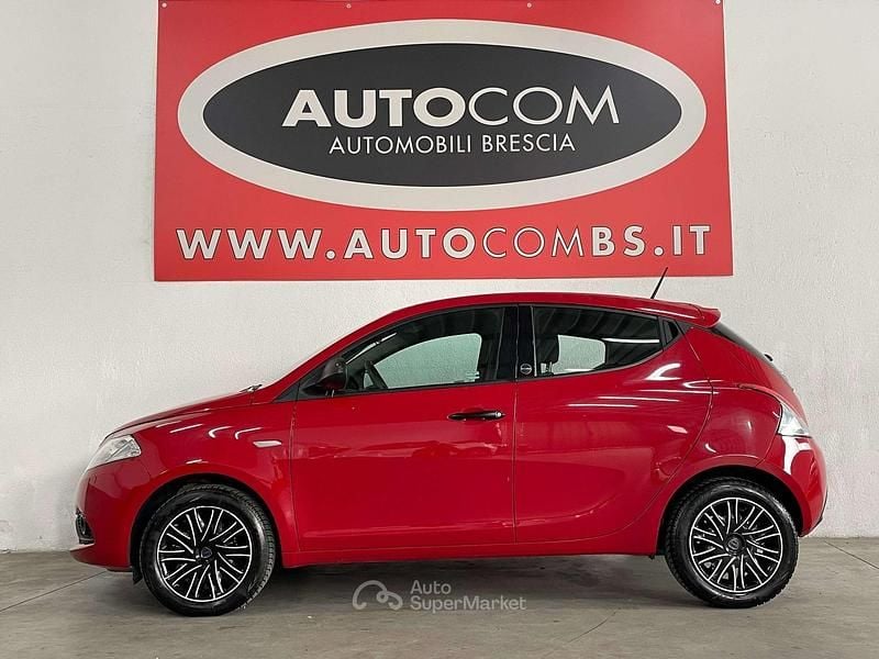 Rosso Usata 2021 Lancia Ypsilon Gold Due volumi | 10.300 € (Buon prezzo) - Immagine 1/4