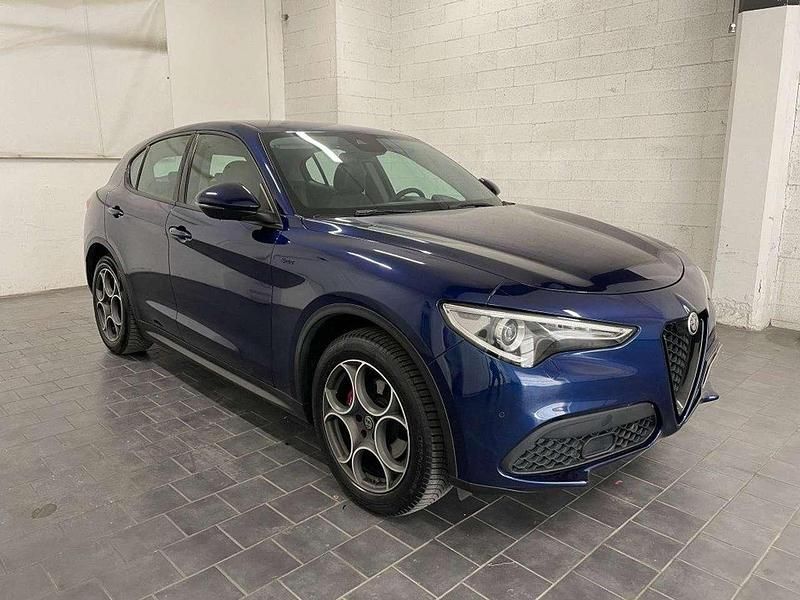 Usata Alfa Romeo Stelvio Sprint 190 CV (139 kW) 2020 Blu SUV