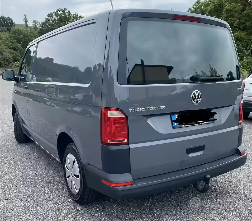 Usado VW Transporter 102 CV (75 kW) 2019 Gris Van