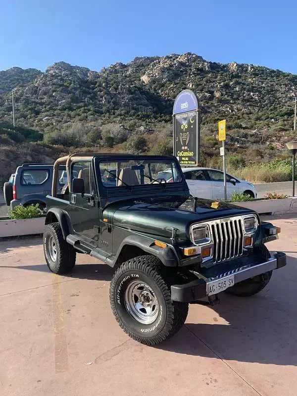 Usata Jeep Wrangler Limited 184 CV (135 kW) 1996 Verde SUV