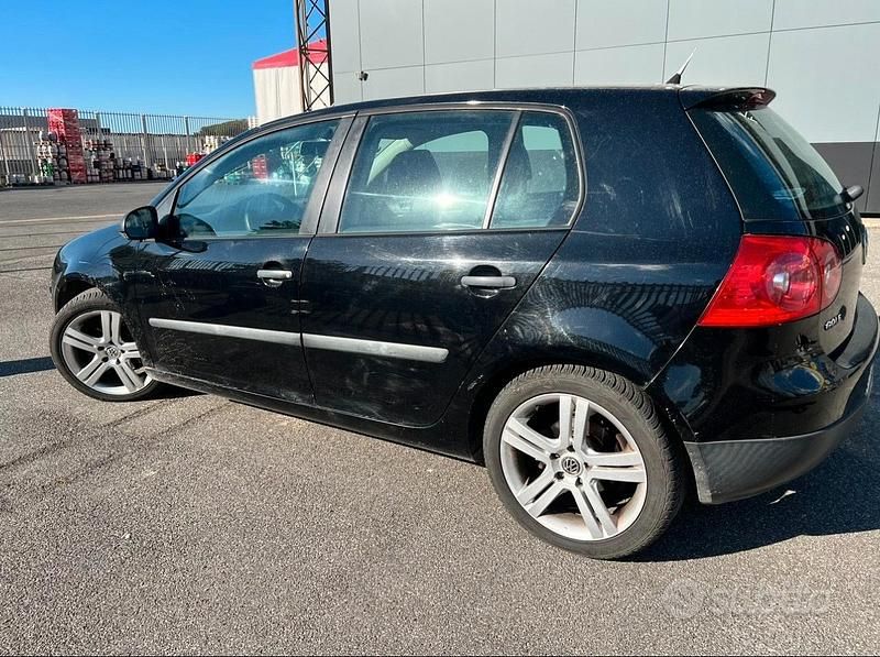 Usata VW Golf VI 2009 Nero Utilitaria