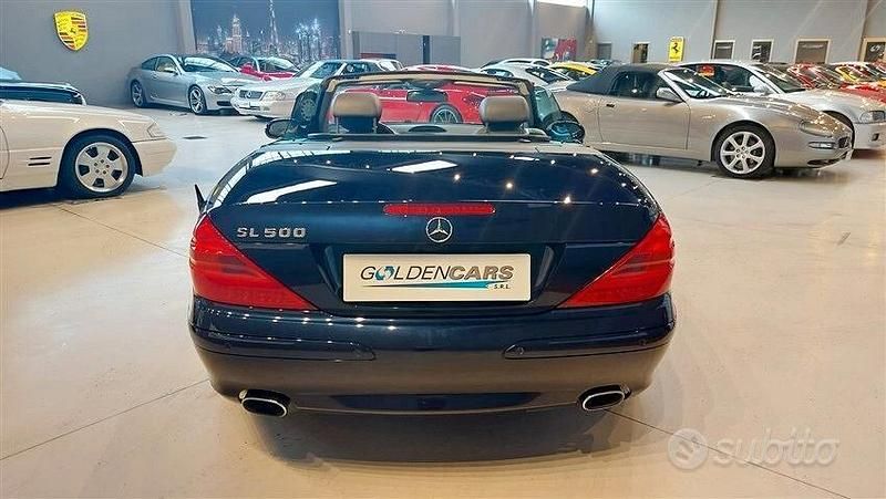 Usata Mercedes SL500 307 CV (225 kW) 2006 Blu Cabrio