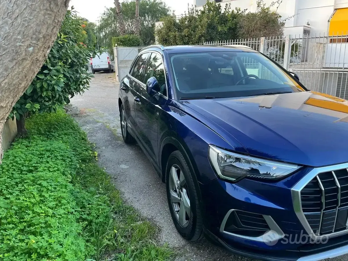 Usata Audi Q3 150 CV (110 kW) 2021 Bluazzurro SUV