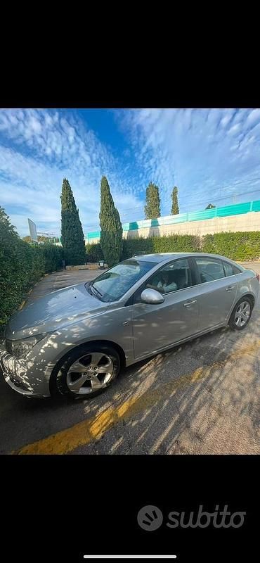 Usata Chevrolet Cruze 150 CV (110 kW) 2010 Grigio Berlina