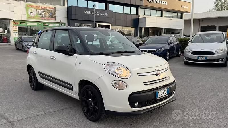 Usata Fiat 500L Lounge 85 CV (62 kW) 2015 Bianco Monovolume