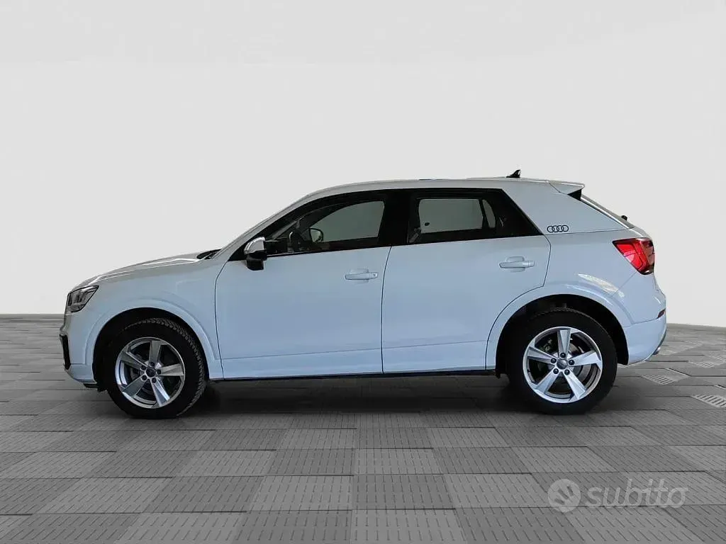Usata Audi Q2 Admired 150 CV (110 kW) 2019 Bianco SUV