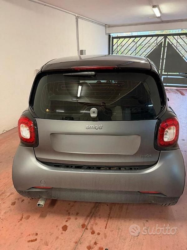 Usata Smart ForTwo Coupé 2017 Grigio Coupé