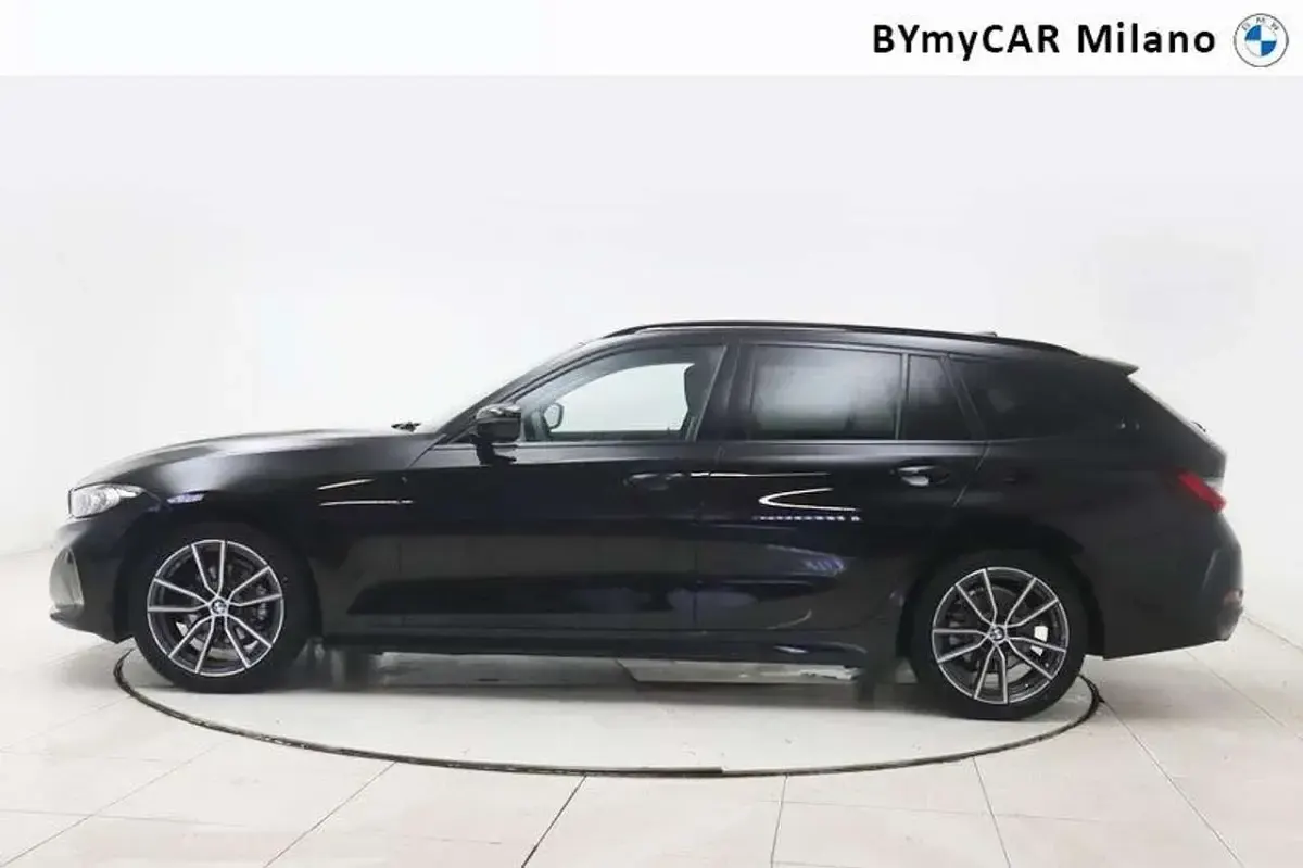 Usata BMW 318 150 CV (110 kW) 2025 Black pastello Station wagon