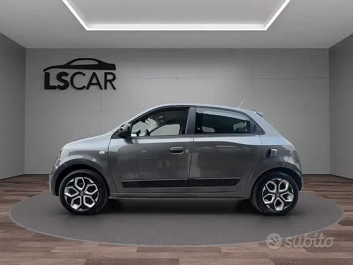 Usata Renault Twingo LIMITED 71 CV (52 kW) 2023 Grigio Utilitaria