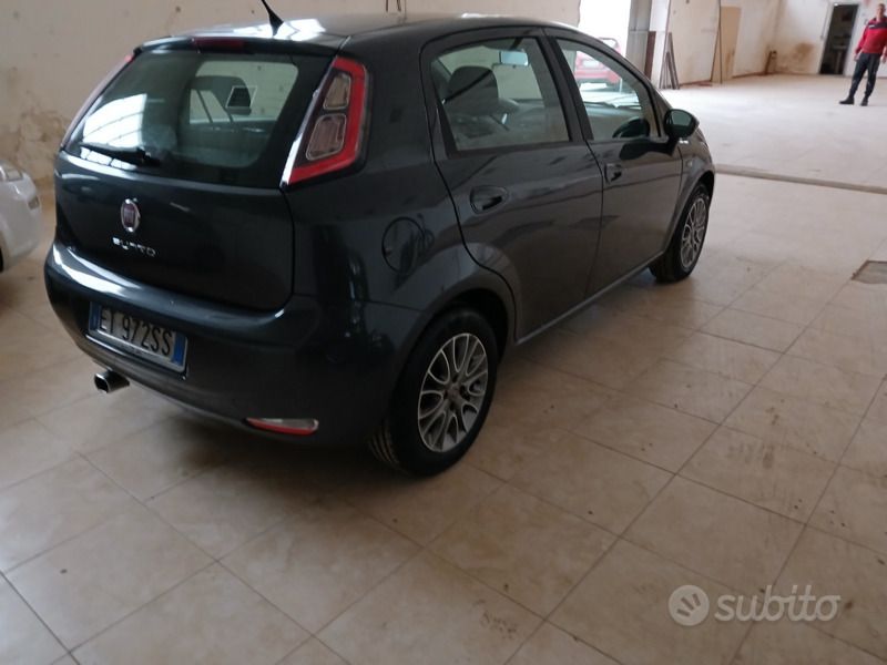 Usata Fiat Grande Punto 75 CV (55 kW) 2014 Utilitaria