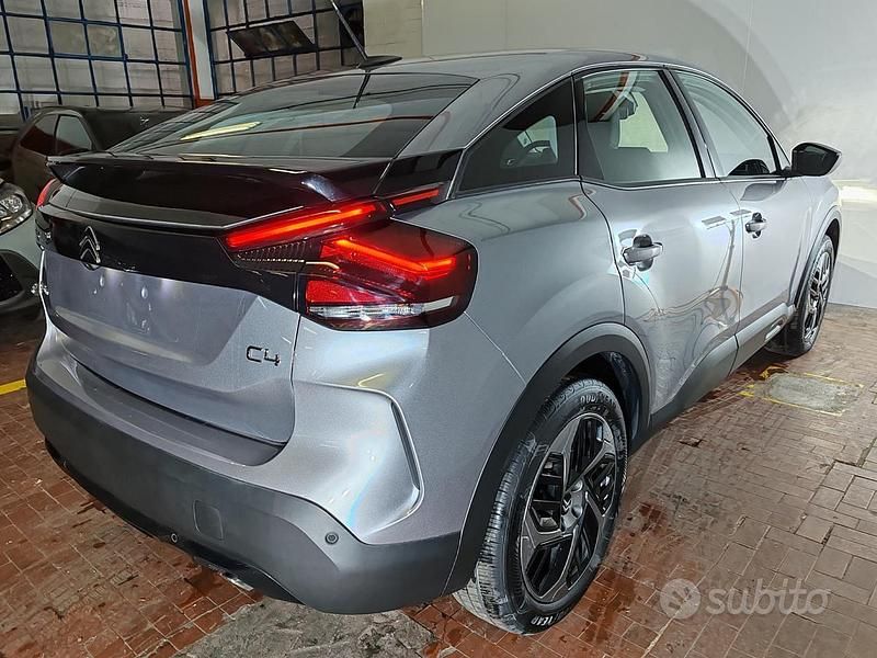 Usata Citroën C4 PureTech 131 CV (96 kW) 2024 Grigio Berlina