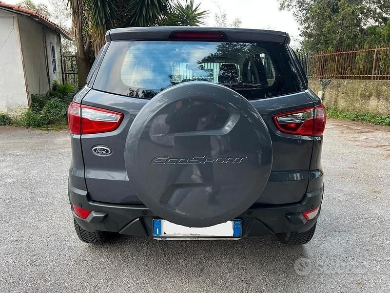 Usata Ford Ecosport Titanium 90 CV (66 kW) 2015 Grigio SUV