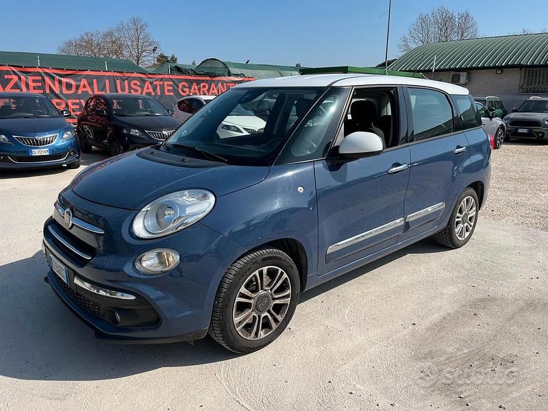 Usata Fiat 500L Living 119 CV (87 kW) 2019 Blu Monovolume