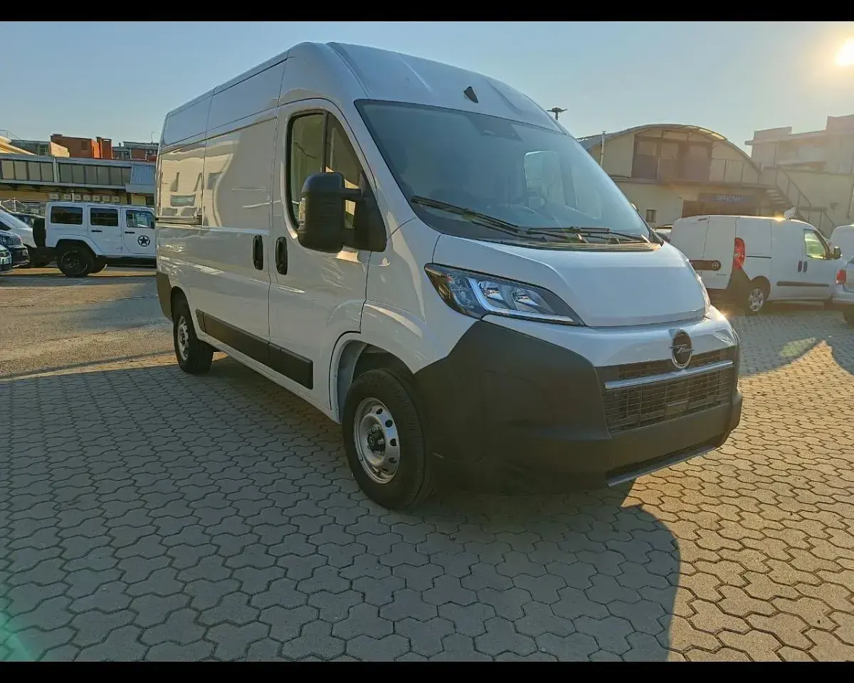Usata Opel Movano S 120 CV (88 kW) 2026 Furgone