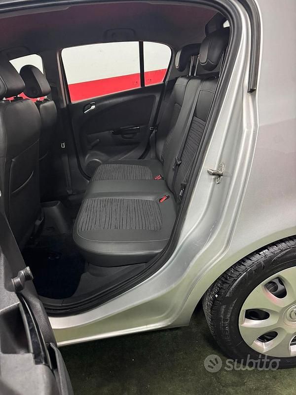 Usata Opel Corsa 86 CV (63 kW) 2014 Grigio Utilitaria
