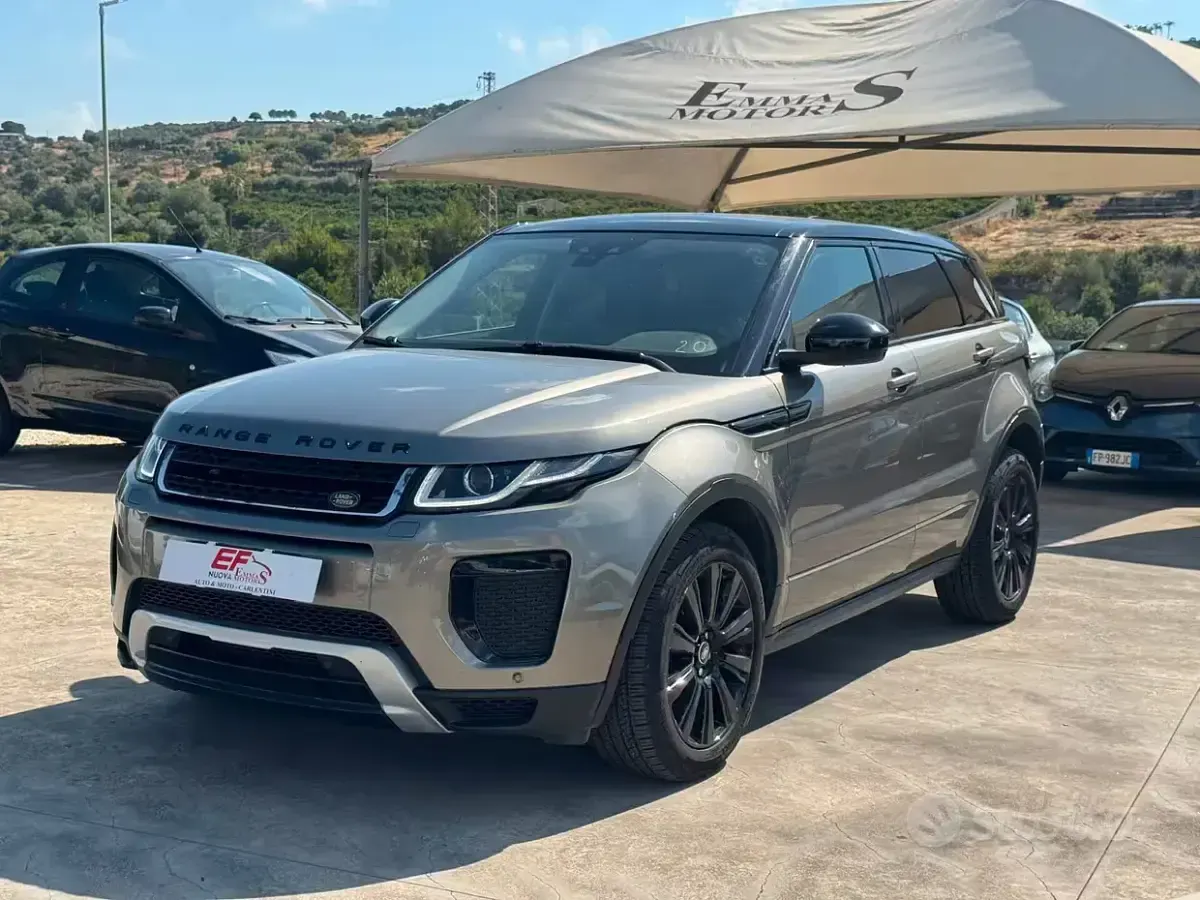 Usata Land Rover Range Rover evoque SE 150 CV (110 kW) 2017 Grigio SUV
