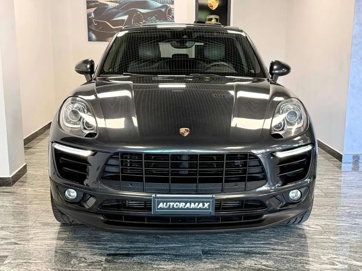 Usata Porsche Macan S 250 CV (183 kW) 2017 Vulcan grey SUV