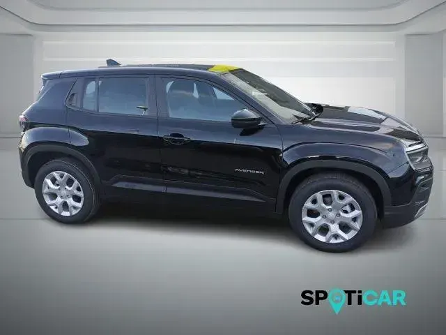 Nuova Jeep Avenger Altitude 101 CV (74 kW) 2026 Nero SUV