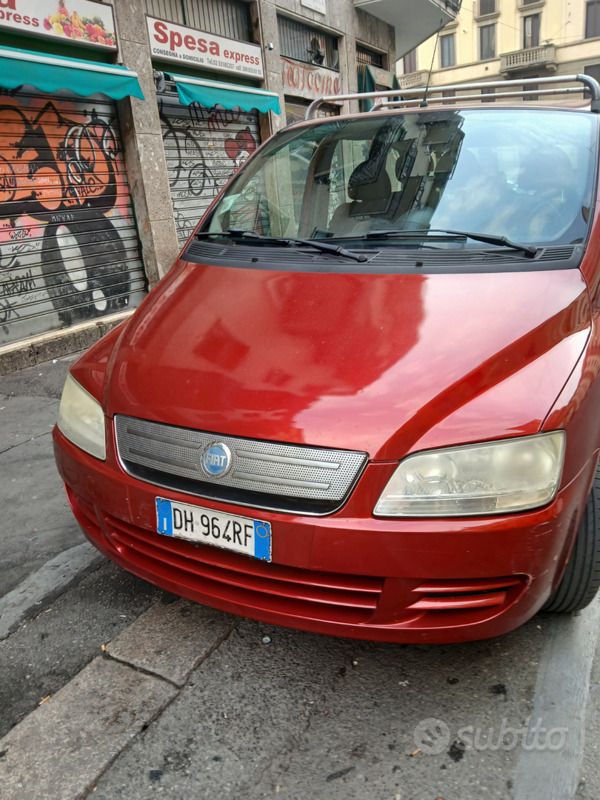 Rosso Usata 2007 Fiat 1600 Monovolume | 2000 € - Immagine 1/4
