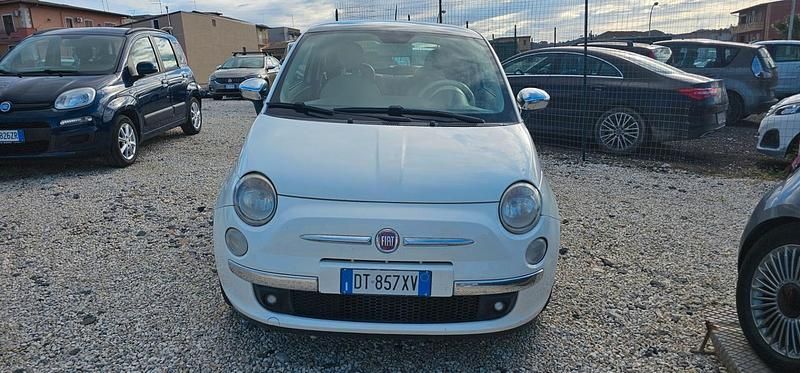 Usata Fiat 500 Lounge 75 CV (55 kW) 2010 Argento Berlina