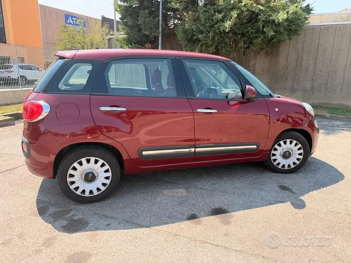 Usata Fiat 500L Easy 85 CV (62 kW) 2013 Viola Monovolume