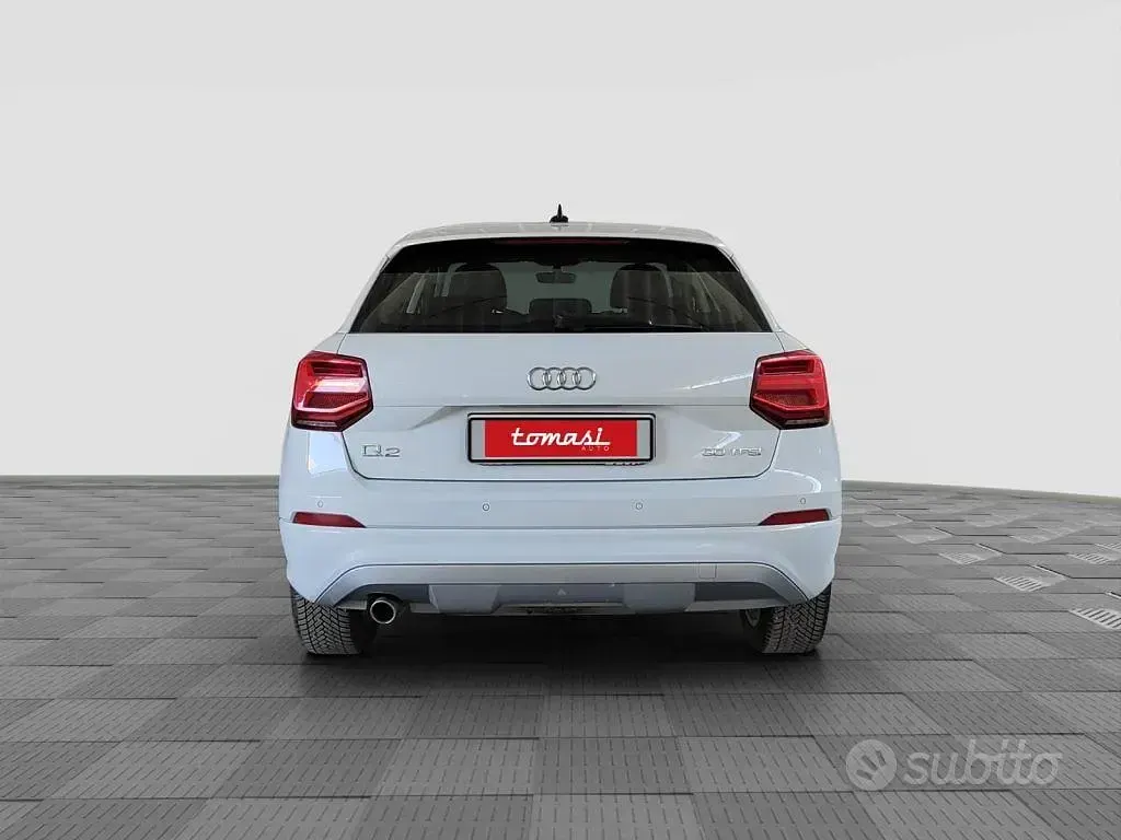 Usado Audi Q2 Admired 116 CV (85 kW) 2019 Blanco SUV