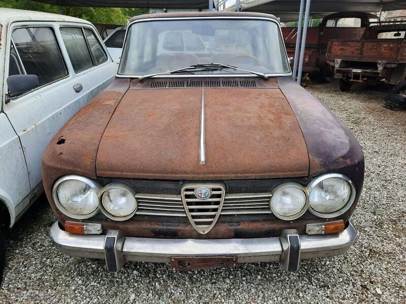 Usato 1969 Alfa Romeo Giulia 1.6 Benzin 98 CV (7.500 €)