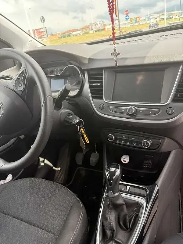 Usata Opel Crossland X Edition 83 CV (61 kW) 2018 SUV