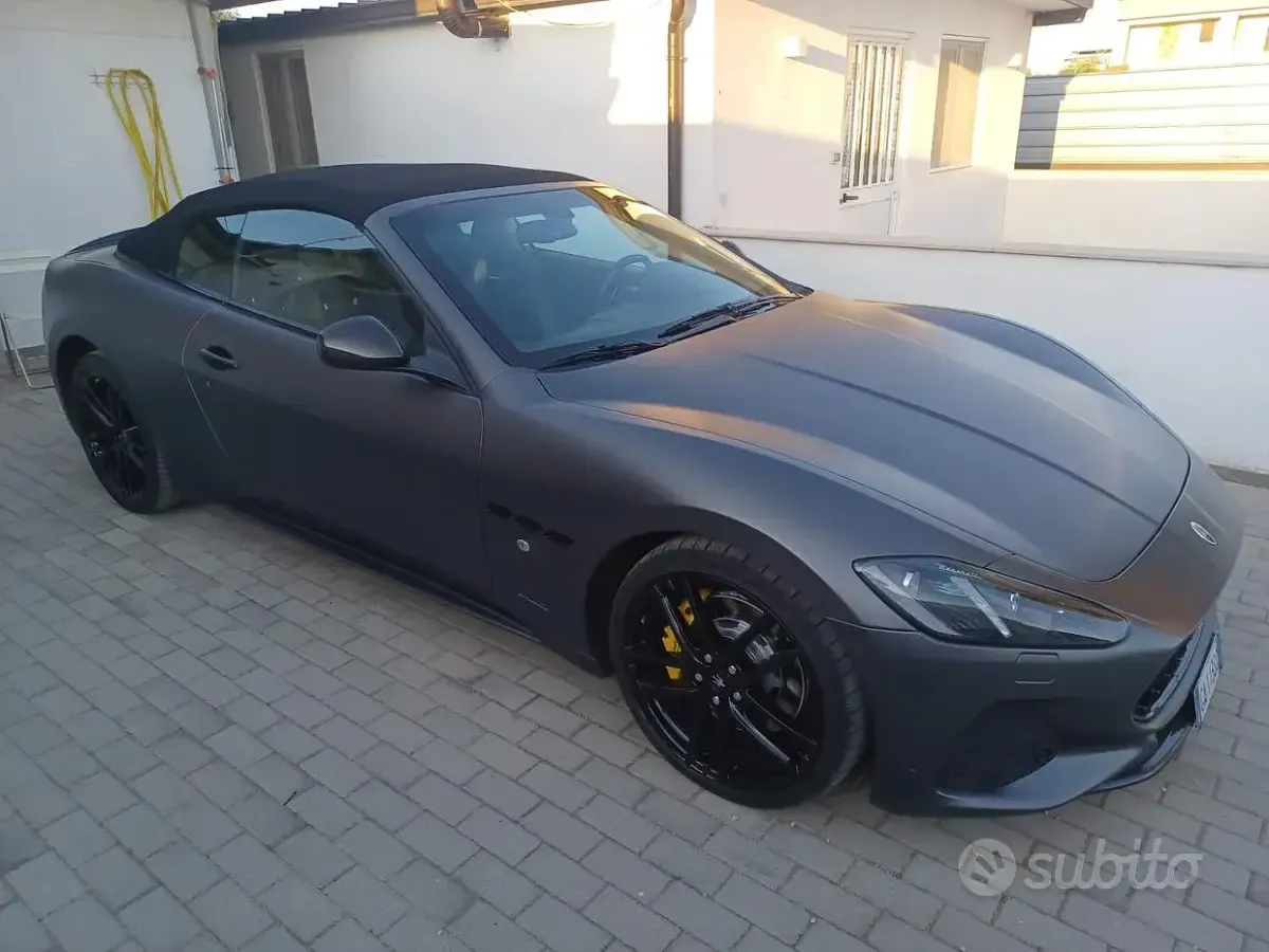 Usata Maserati GranCabrio 460 CV (338 kW) 2020 Grigio Cabrio