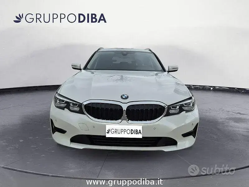 Usata BMW 320 Efficient Dynamics 190 CV (139 kW) 2021 Bianco Station wagon