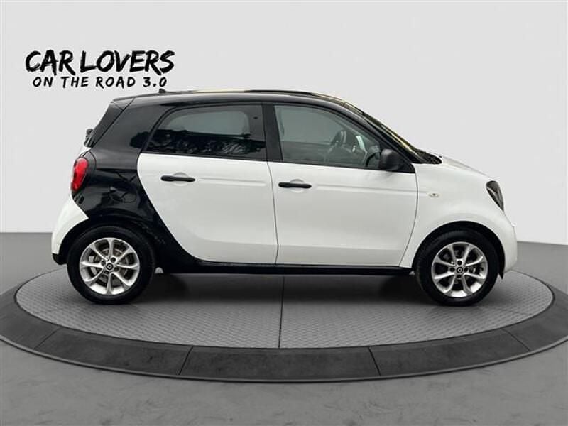 Usata Smart ForFour 71 CV (52 kW) 2019 Bianco Utilitaria