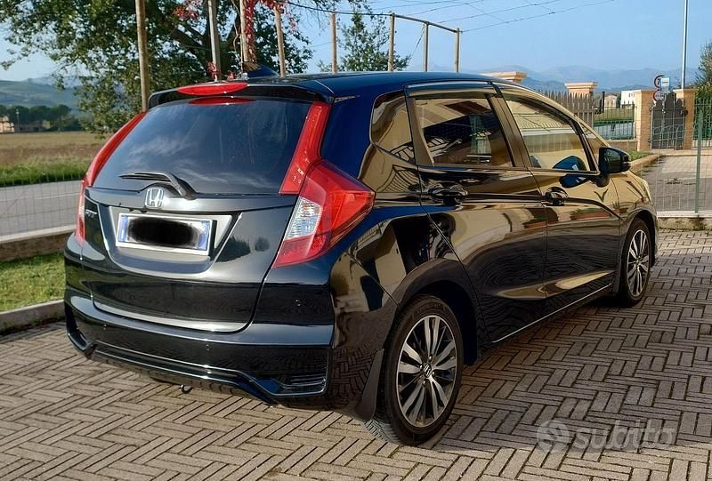 Usata Honda Jazz Elegance 102 CV (75 kW) 2018 Utilitaria
