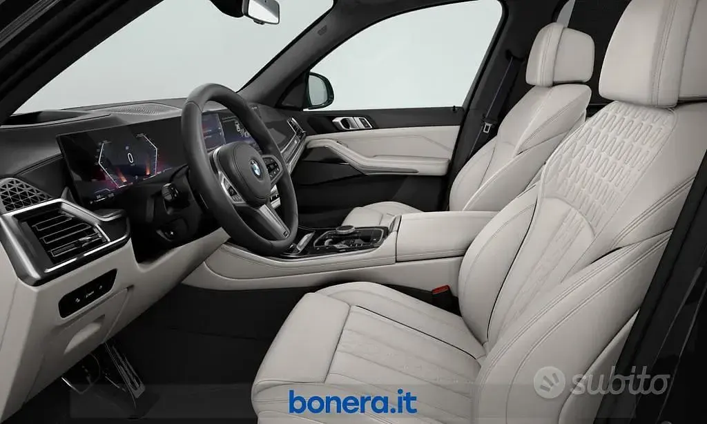 Nuova BMW X5 M Sport 297 CV (218 kW) 2026 Nero SUV