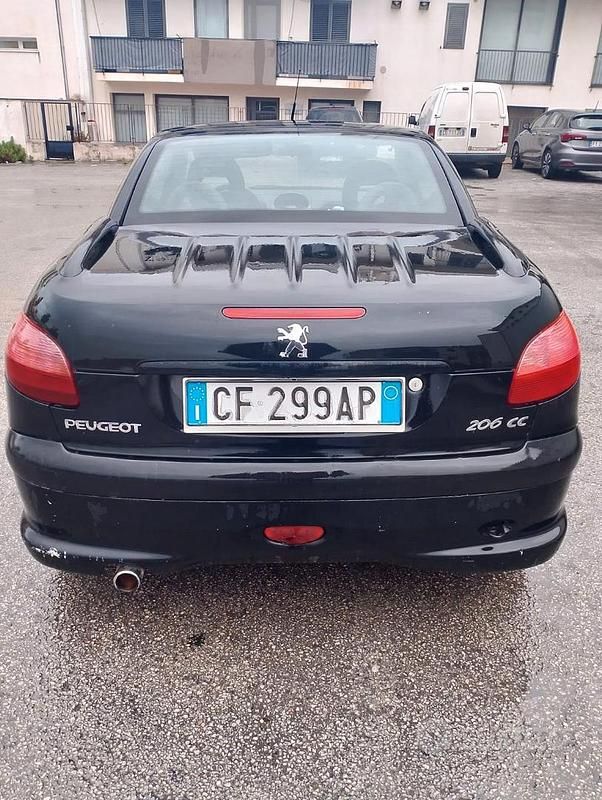 Usata Peugeot 206 CC 2003 Nero Cabrio