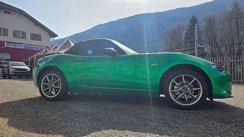 Usata Mazda MX5 Exclusive-Line 132 CV (97 kW) 2024 Nero Cabrio