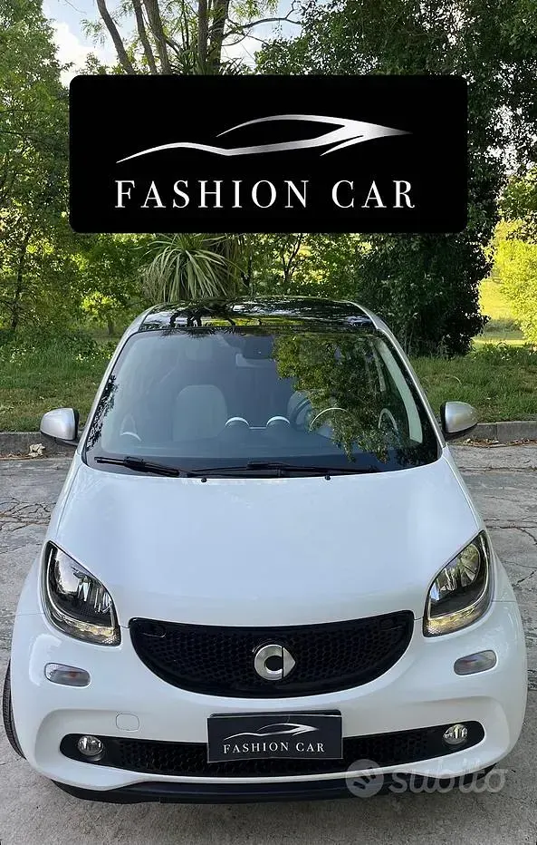 Begagnad Smart ForFour Passion 71 HK (52 kW) 2016 Vit Halvkombi
