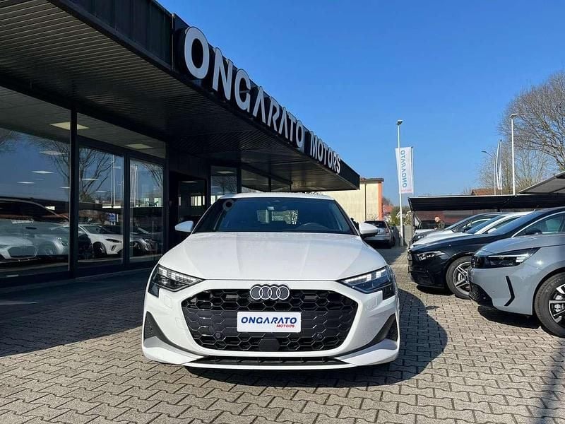 Usata Audi A3 Advanced 116 CV (85 kW) 2024 Bianco Utilitaria