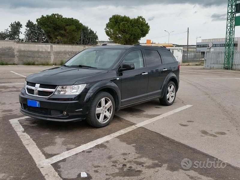 Usata 2008 Dodge Journey SUV | 2500 € - Immagine 1/4