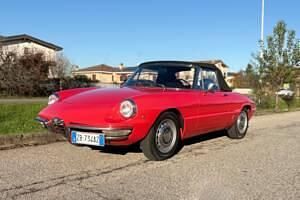 Usata Alfa Romeo 1750 113 CV (83 kW) 1970 Rosso Berlina