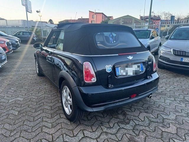 Usata Mini One Cabriolet 90 CV (66 kW) 2008 Nero Cabrio
