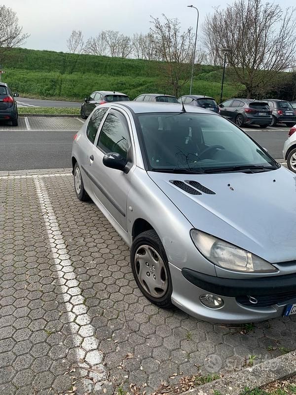 Usata Peugeot 206 1999 Grigio Utilitaria