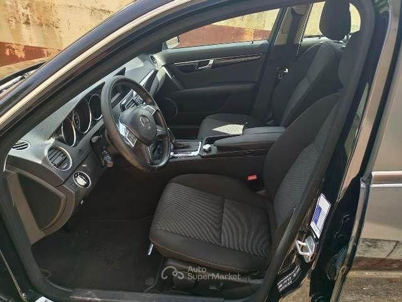 Usata Mercedes C200 Executive 137 CV (100 kW) 2012 Nero Station wagon