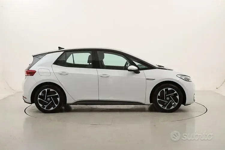 Usata VW ID.3 Pro Performance 69 kW (95 CV) 2023 Bianco Utilitaria